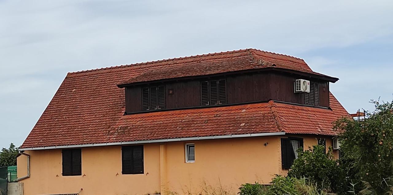 Apartman "Sarap" เมทโควิช ภายนอก รูปภาพ